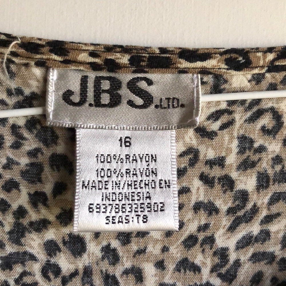 Animal print shift dress .. sleeveless.   Size 16